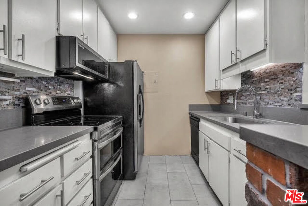 7740 Redlands St Unit: G3092