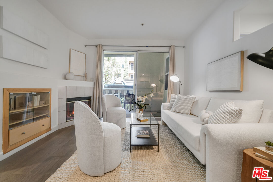 12963 Runway Rd Unit: 121