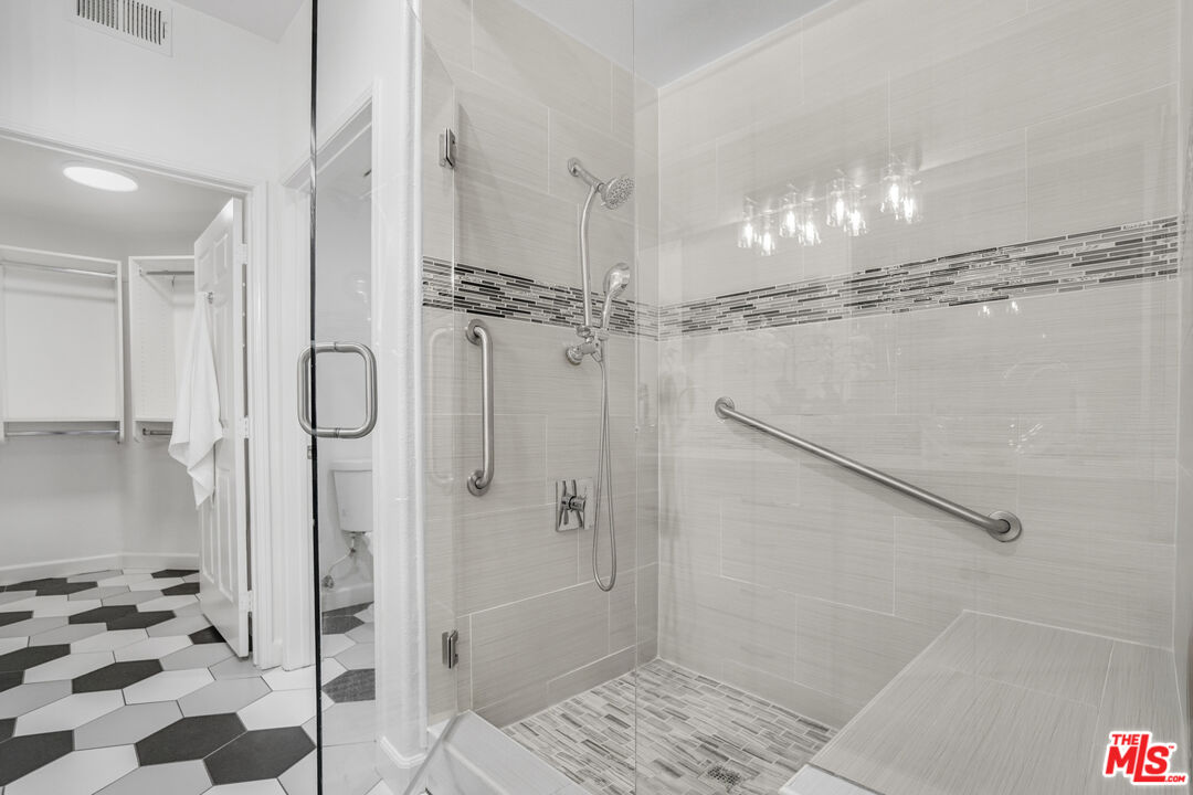 12963 Runway Rd Unit: 121