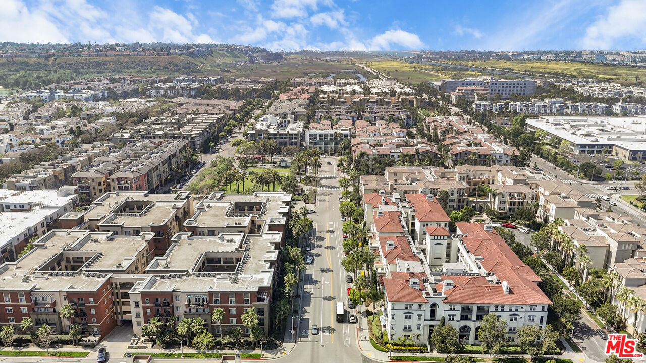 12963 Runway Rd Unit: 121