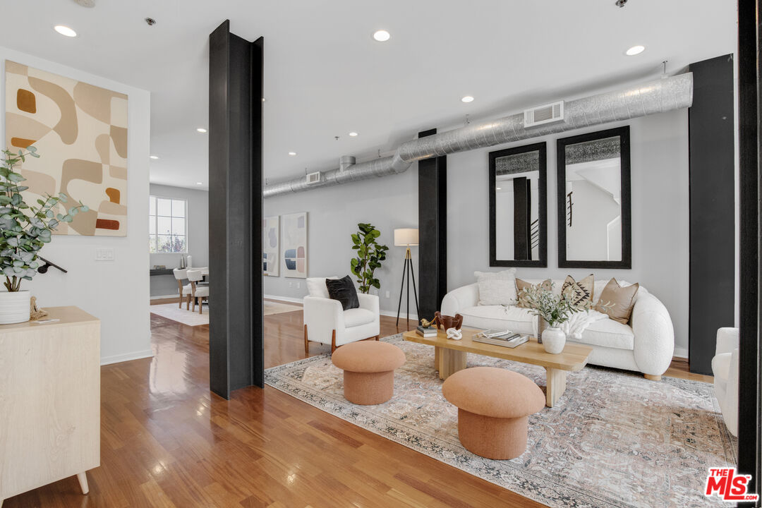 5300 Playa Vista Dr Unit: 6