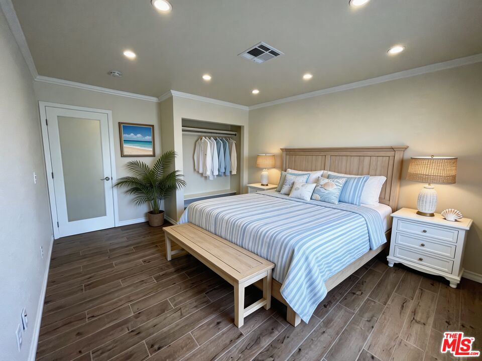 64356 Doral Dr