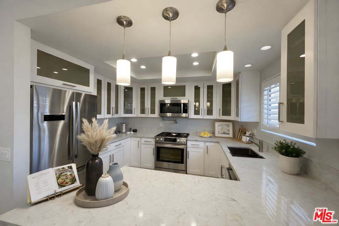 64356 Doral Dr