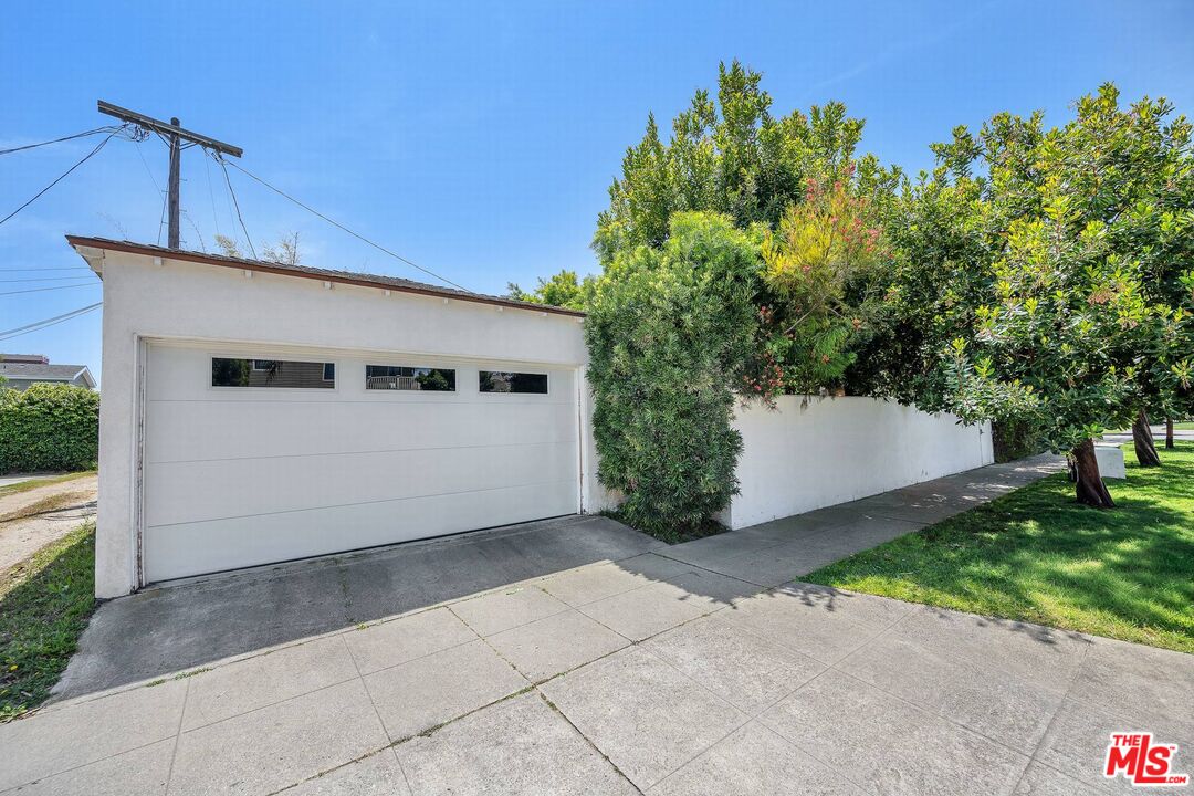 2800 Grayson Ave
