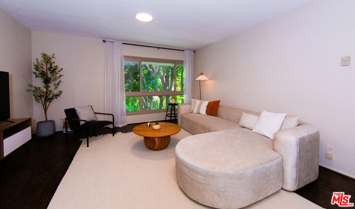 6001 Canterbury Dr Unit: 303