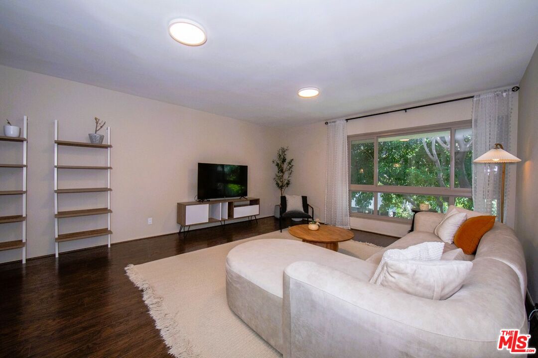 6001 Canterbury Dr Unit: 303