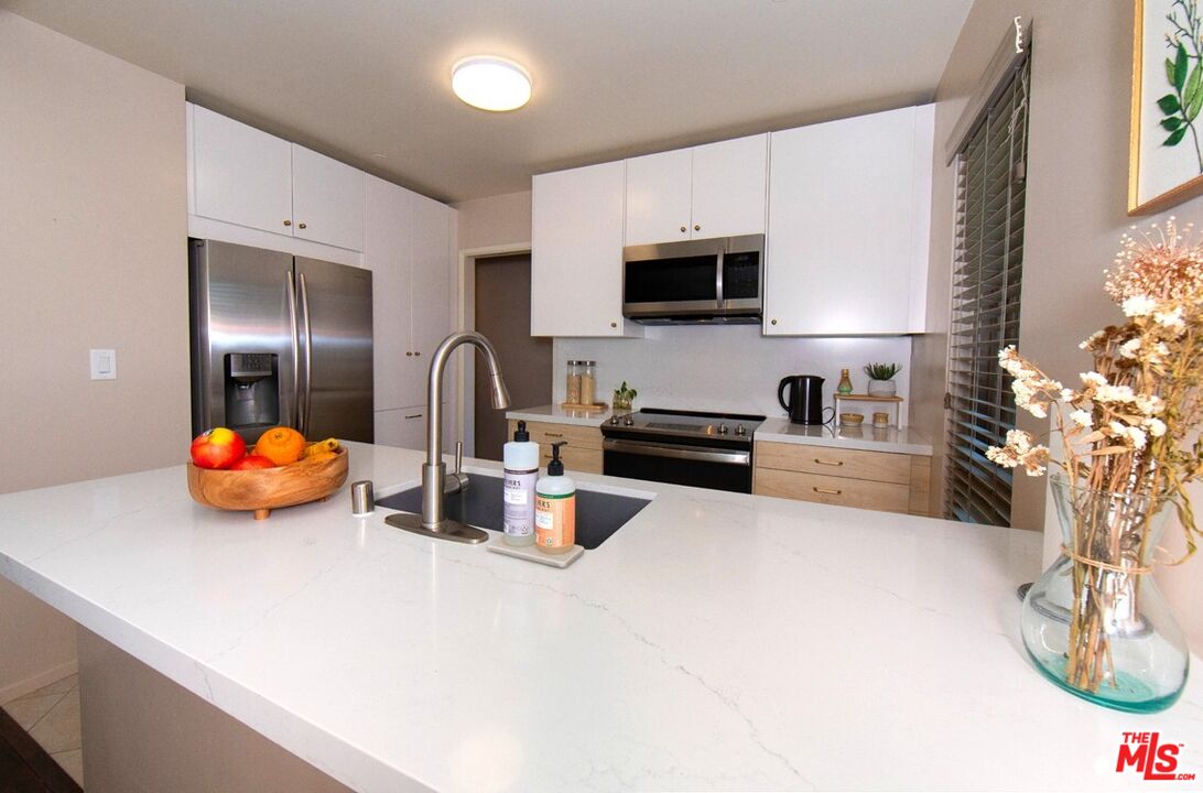 6001 Canterbury Dr Unit: 303