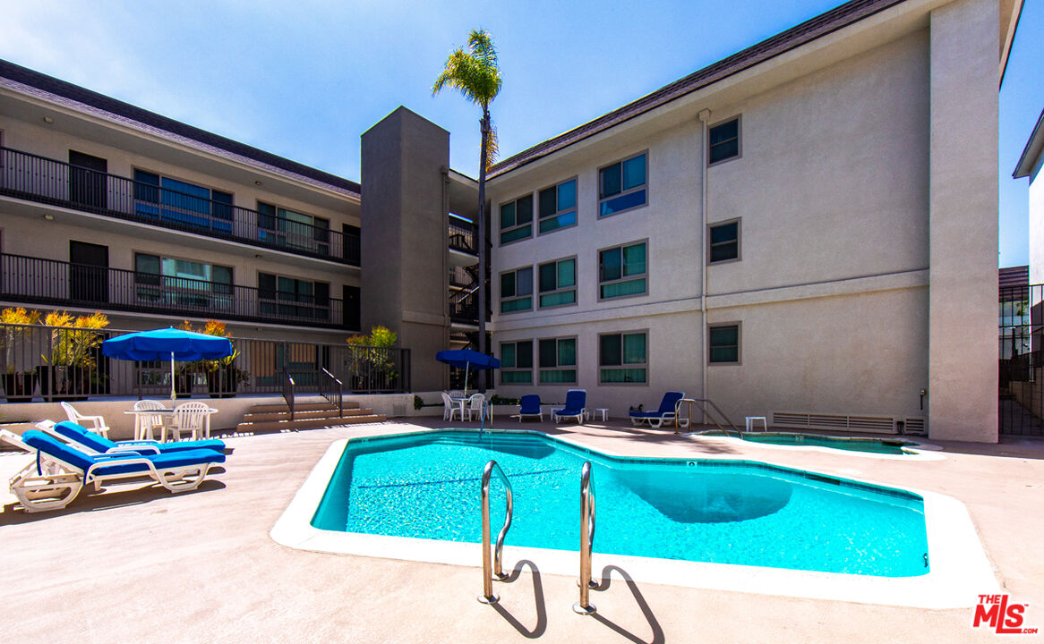 6001 Canterbury Dr Unit: 303
