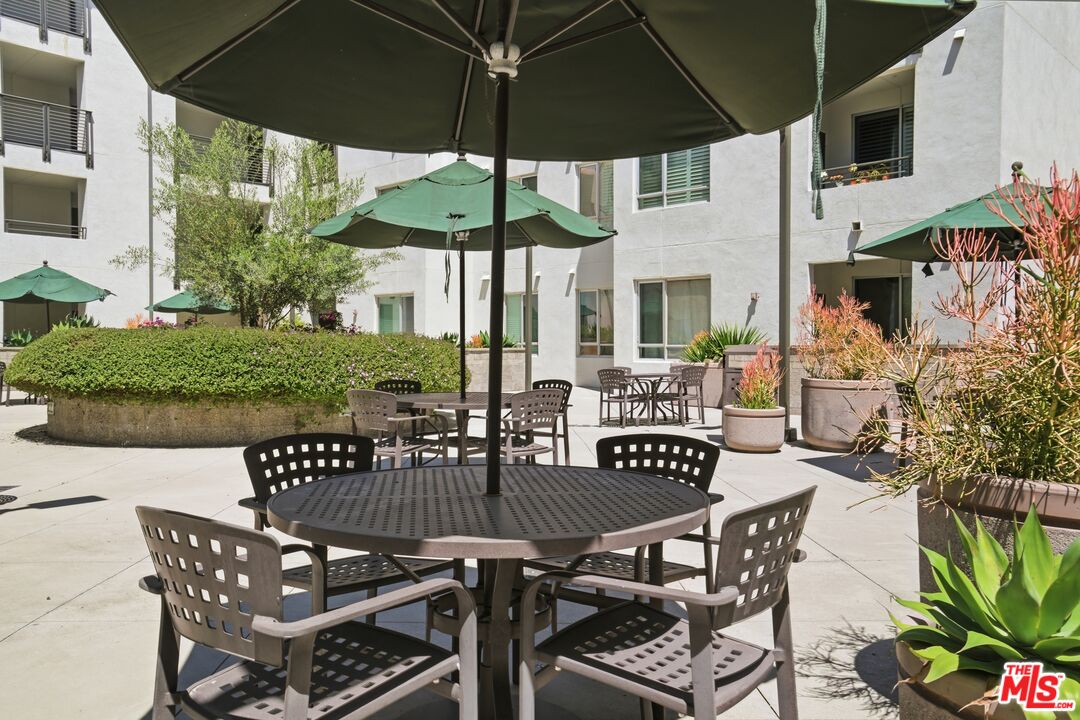 6400 Crescent Park Unit: 301