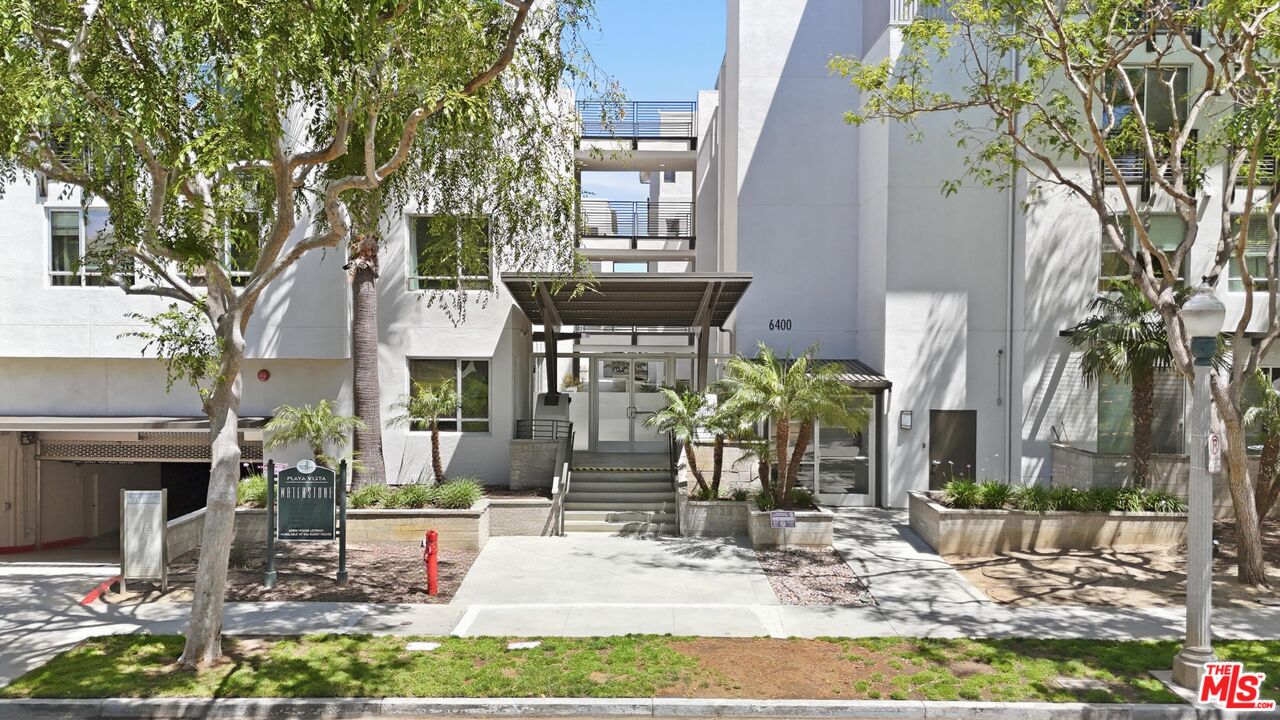 6400 Crescent Park Unit: 301