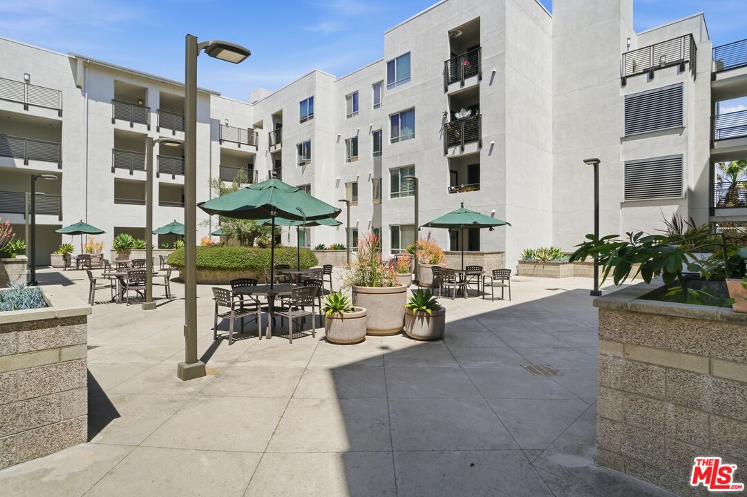 6400 Crescent Park Unit: 301