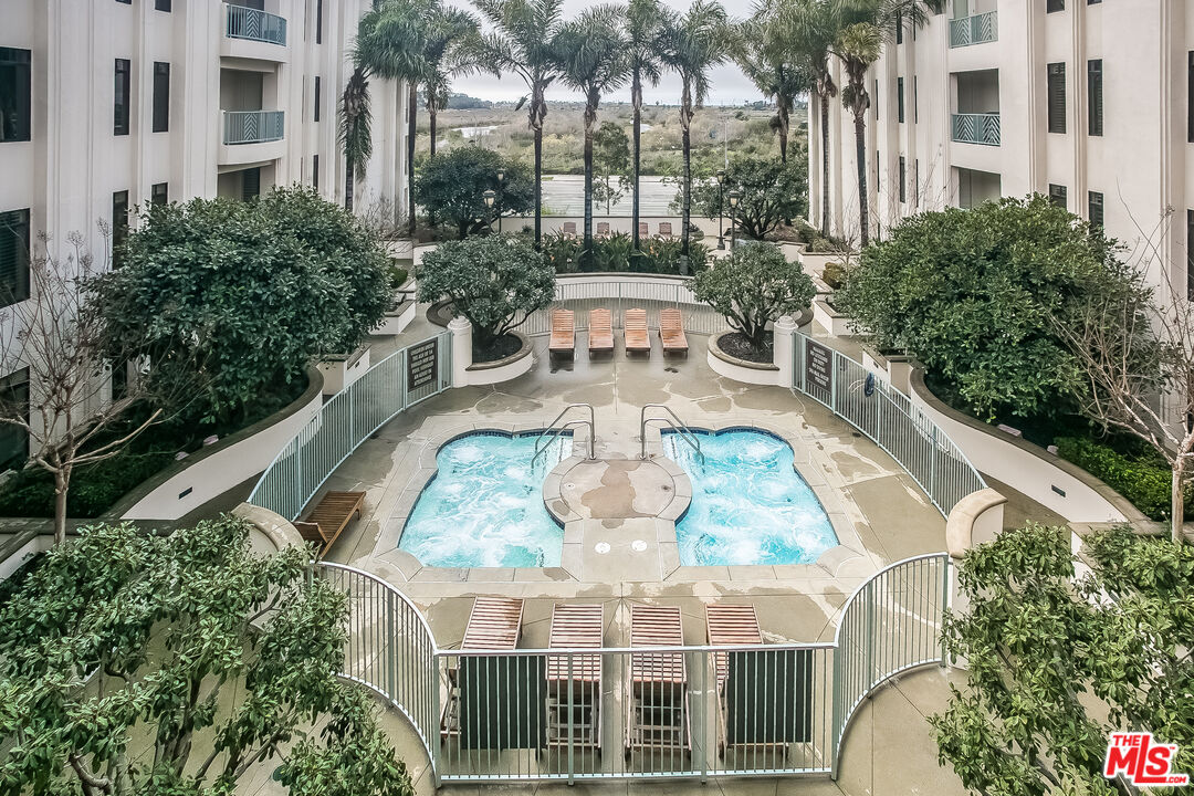 5625 Crescent Park Unit: 126