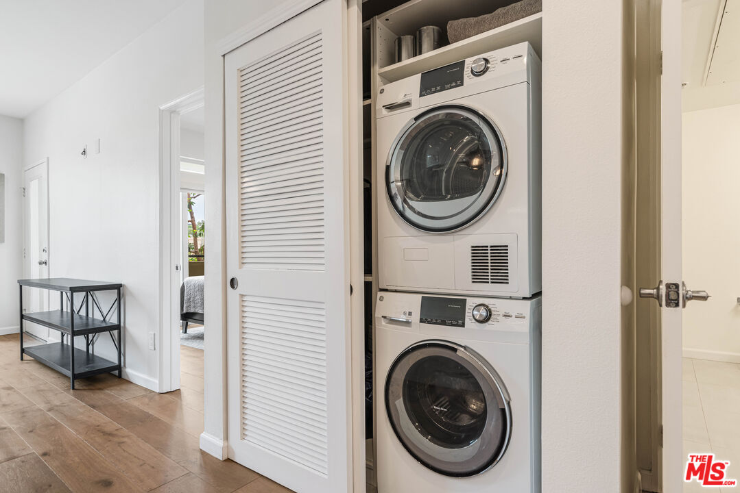 13200 Pacific Promenade Unit: 210