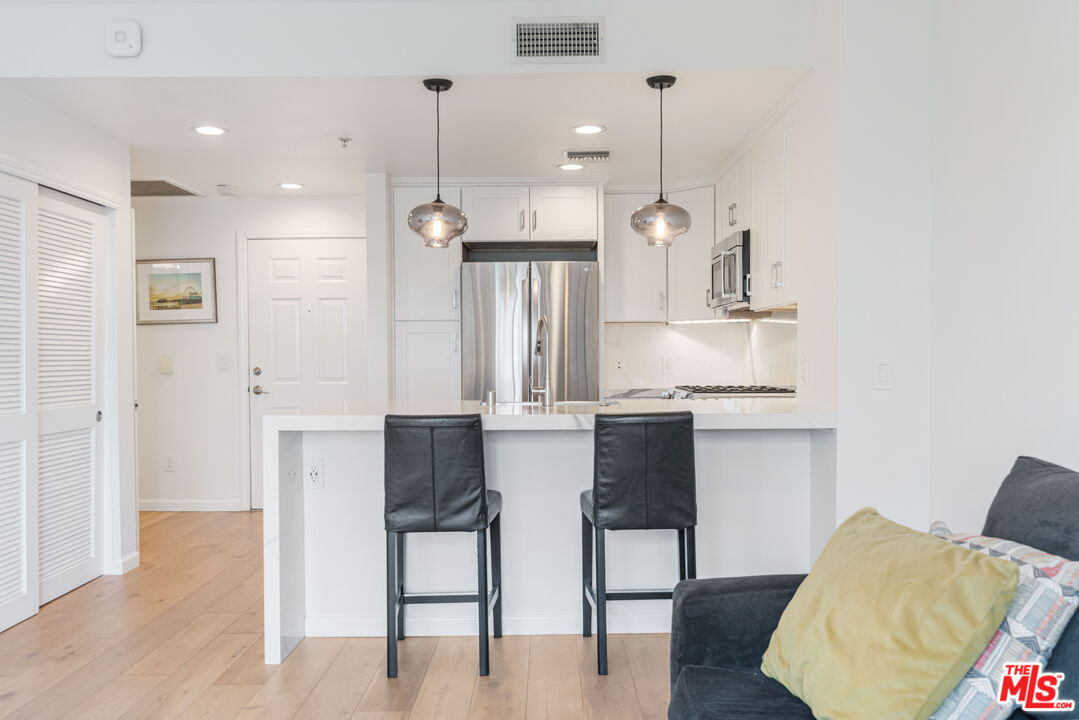 13200 Pacific Promenade Unit: 210