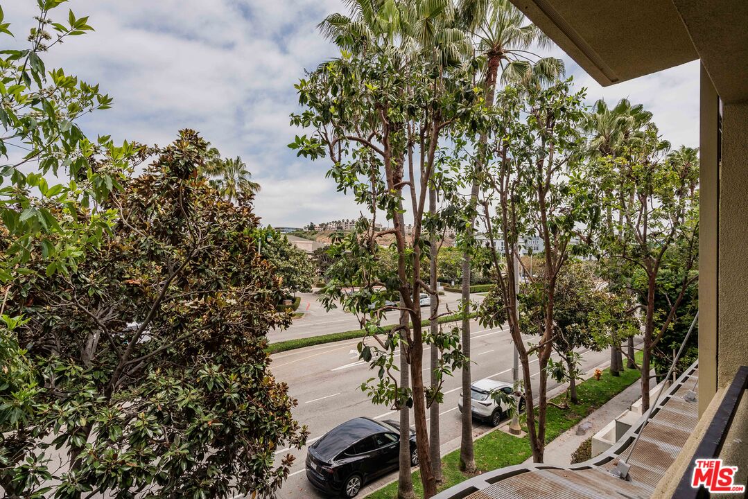 13200 Pacific Promenade Unit: 210