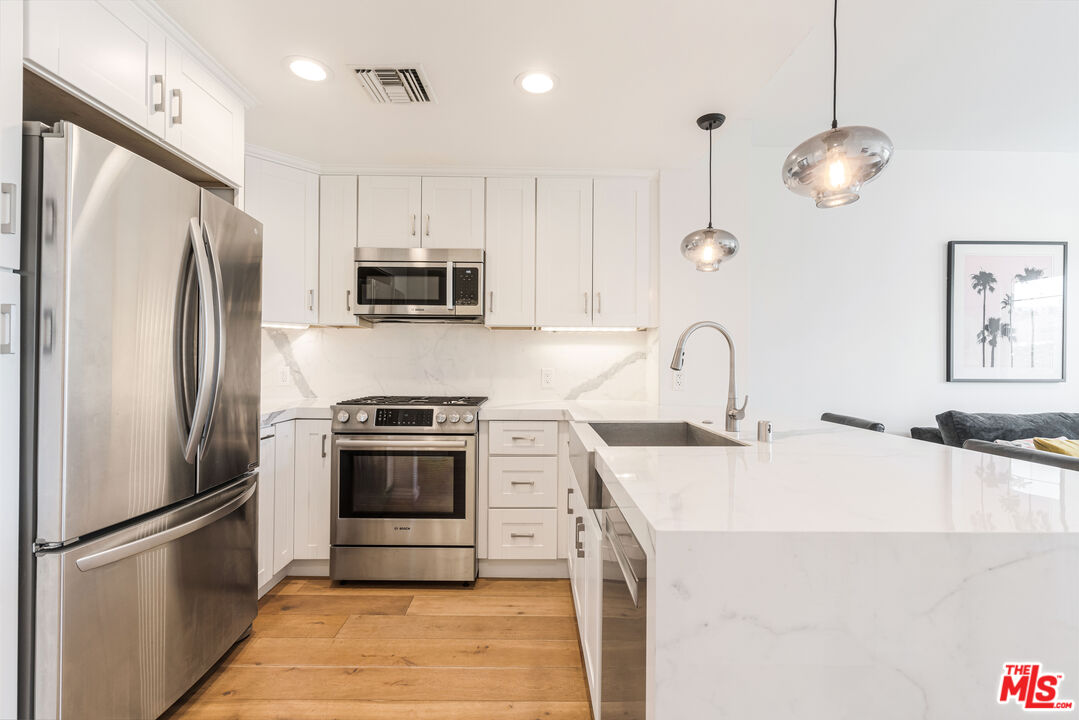 13200 Pacific Promenade Unit: 210