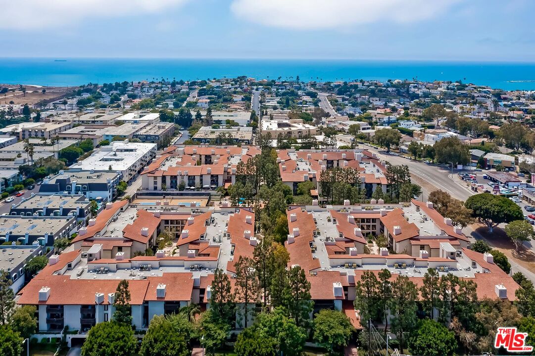 8515 Falmouth Ave Unit: 208