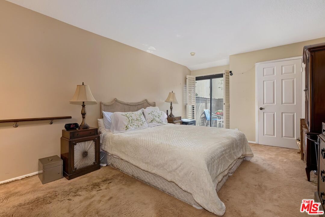 8515 Falmouth Ave Unit: 208