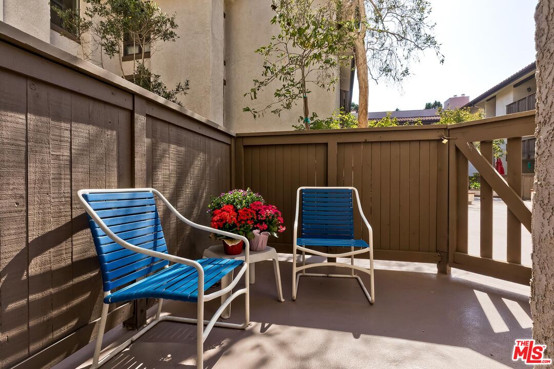 8515 Falmouth Ave Unit: 208