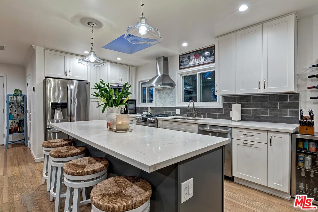 434 W Maple Ave