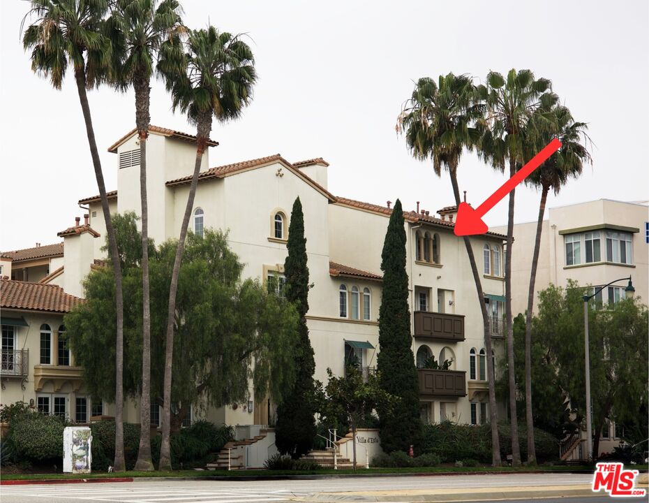 5935 Playa Vista Dr Unit: 407