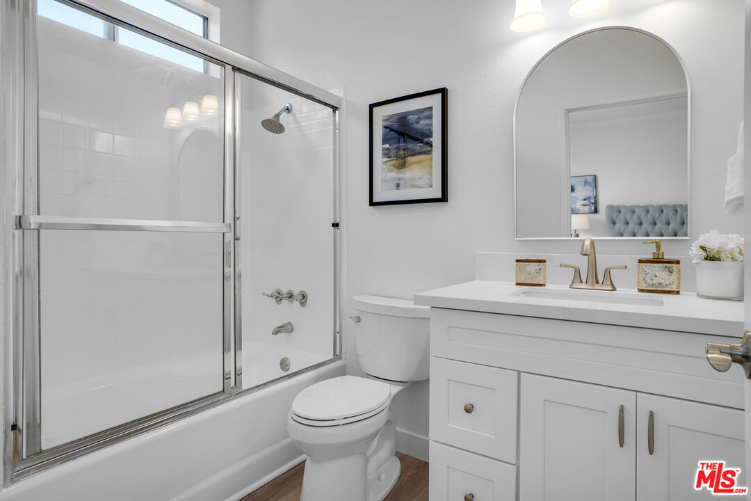 12773 Caswell Ave Unit: 101