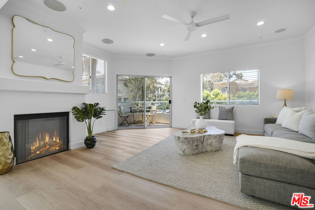 12773 Caswell Ave Unit: 101