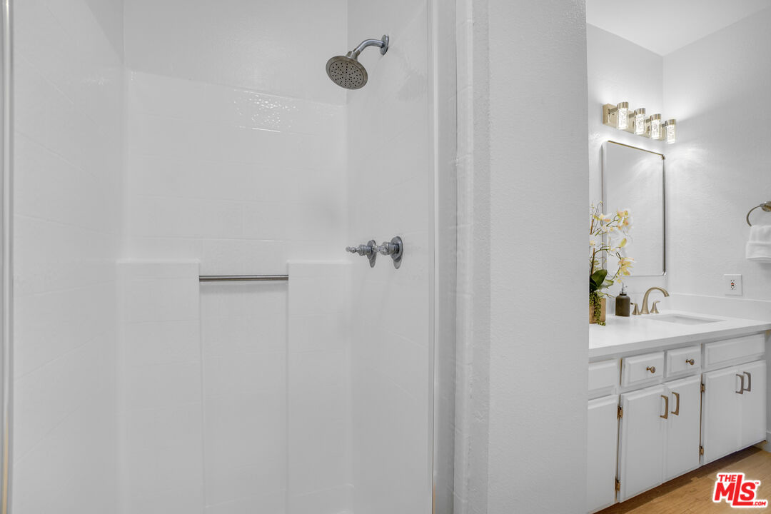 12773 Caswell Ave Unit: 101