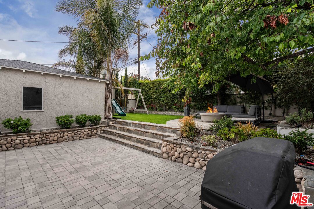 8101 Stewart Ave