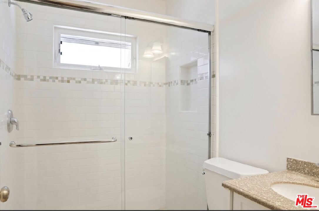 4085 Van Buren Pl