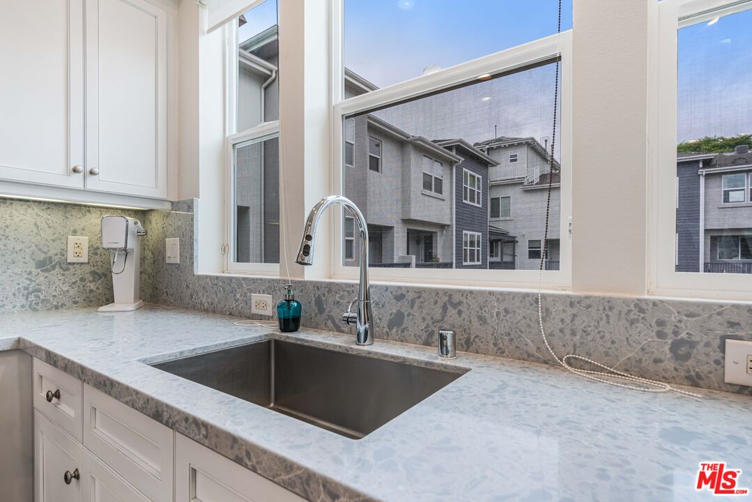 6020 Celedon Crk Unit: 13