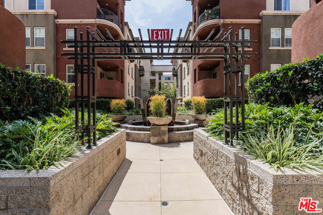 6020 Seabluff Dr Unit: 416