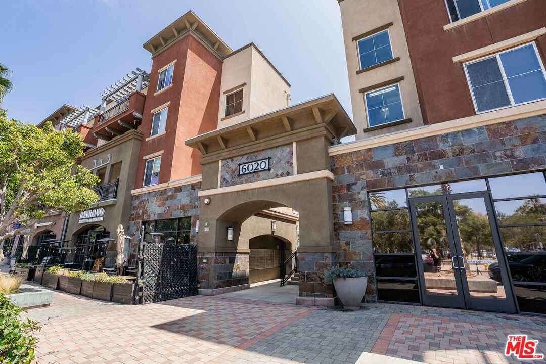 6020 Seabluff Dr Unit: 416