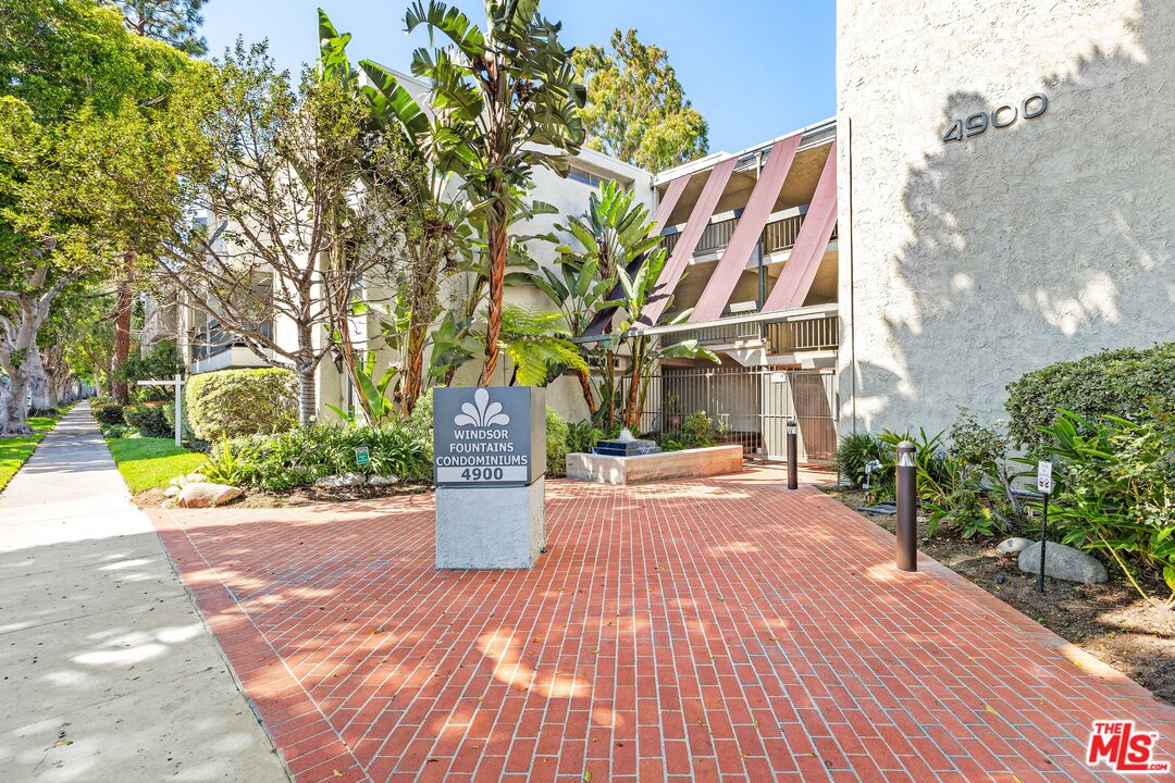 4900 Overland Ave Unit: 270