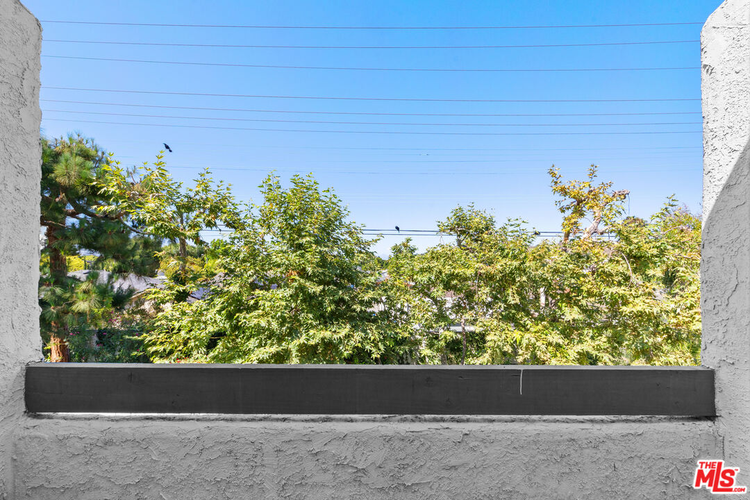 4900 Overland Ave Unit: 270