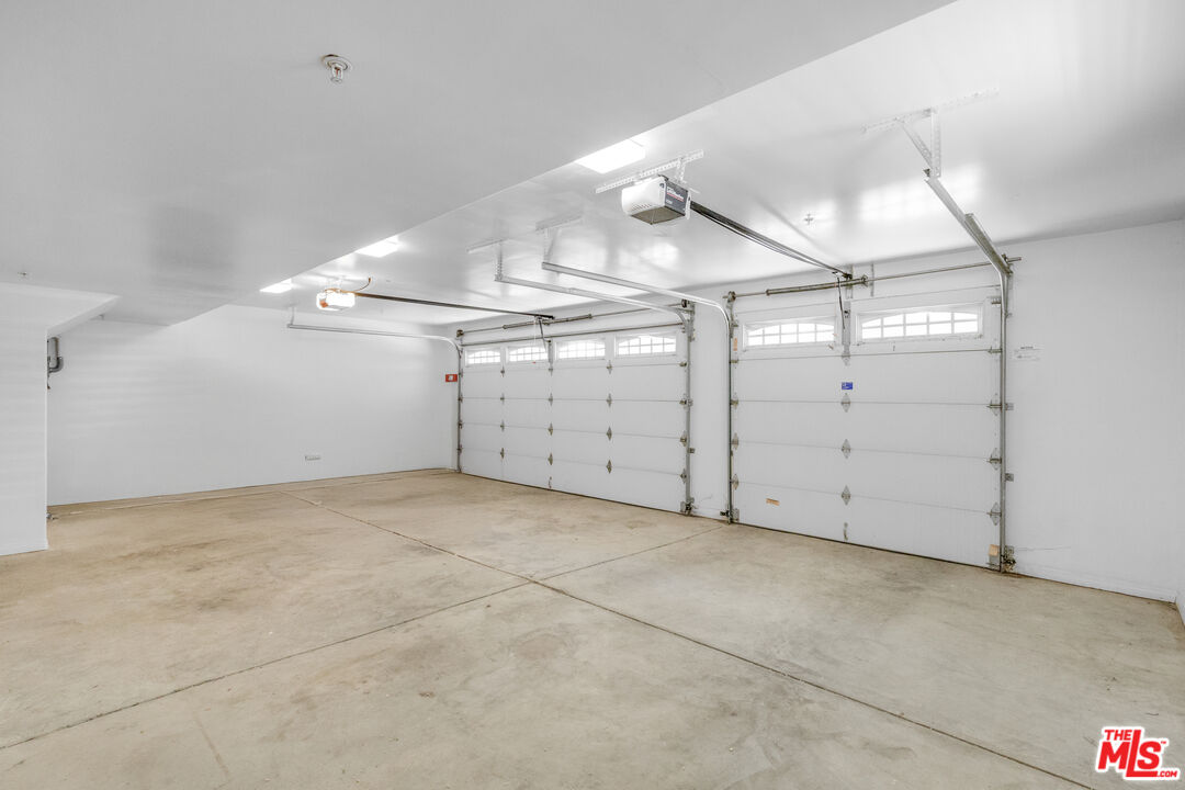 4128 Lincoln Ave