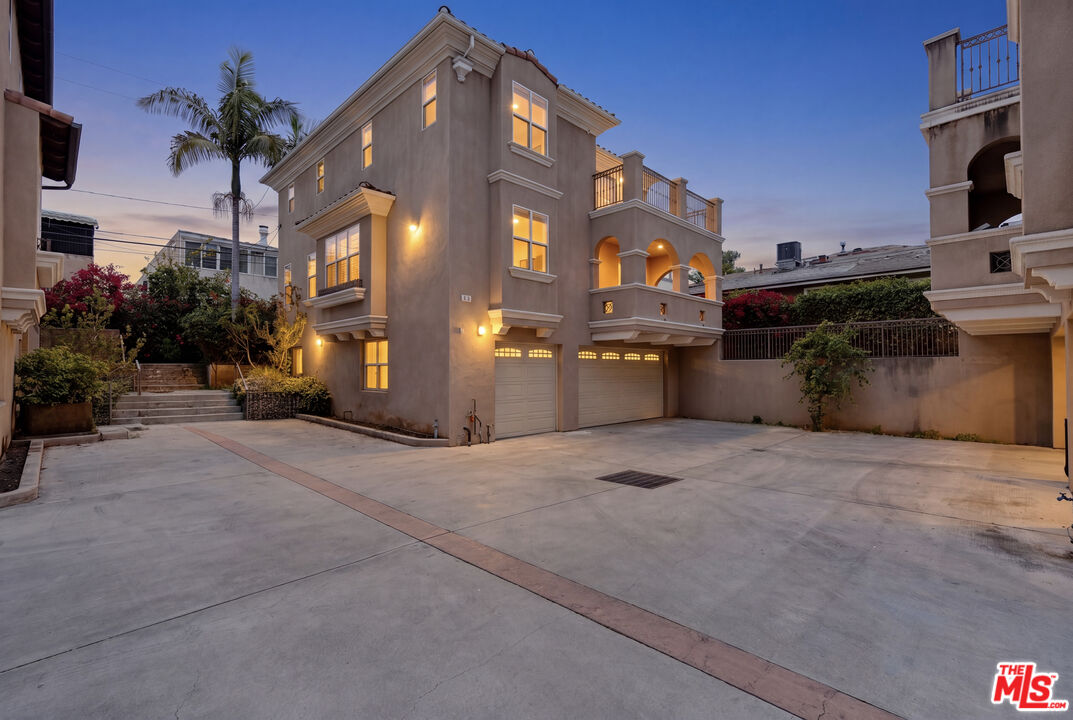 4128 Lincoln Ave
