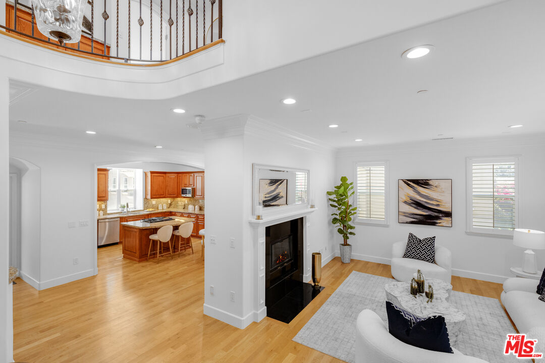 4128 Lincoln Ave