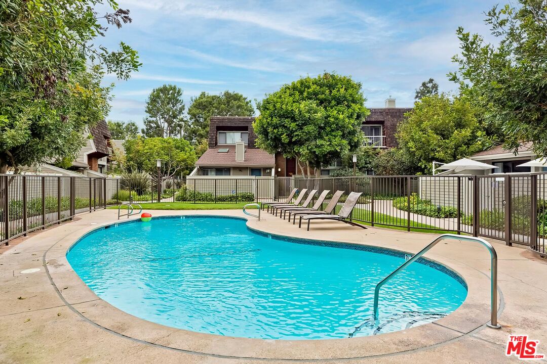 13121 Mindanao Way Unit: 4