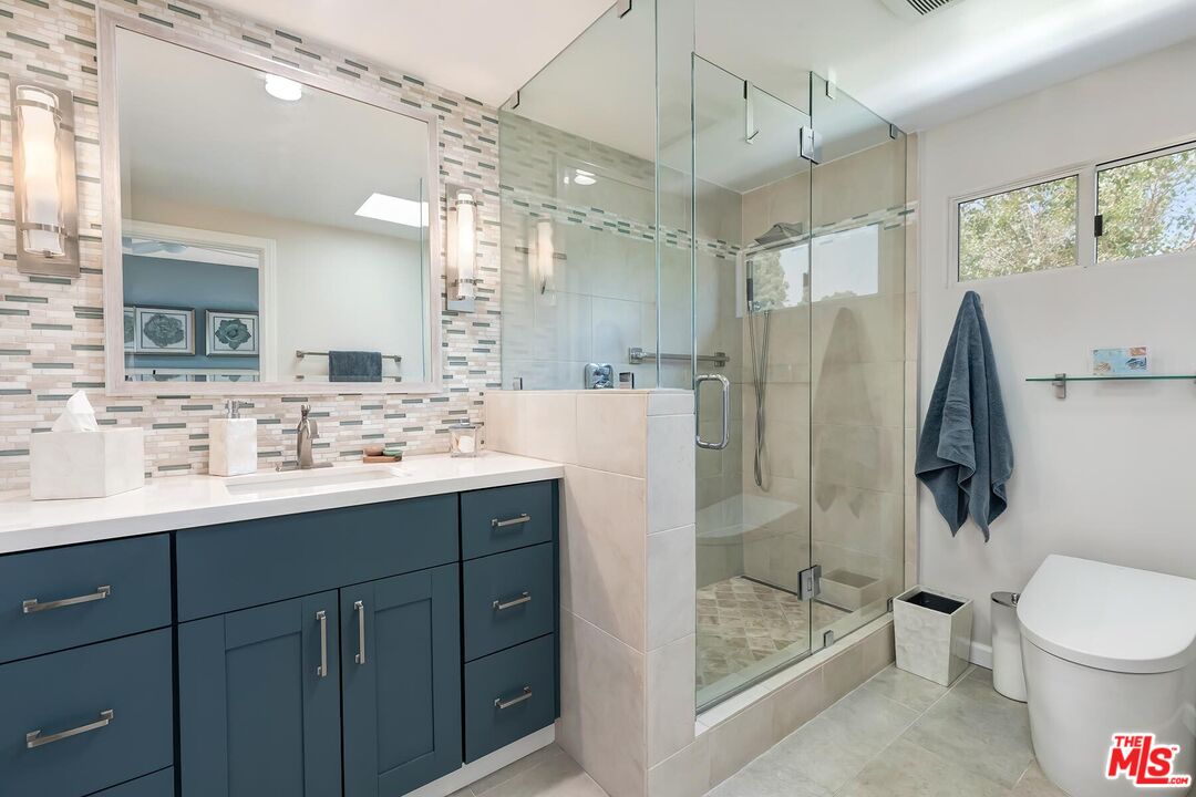 13121 Mindanao Way Unit: 4