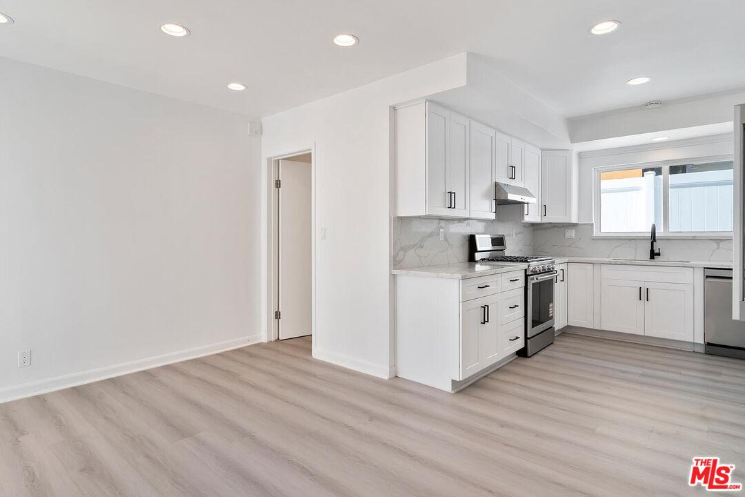 18073 Sandy Cape Dr