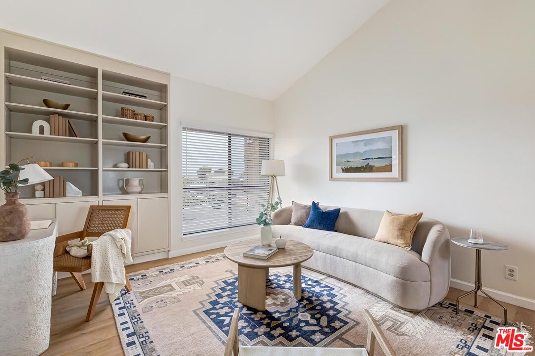 8515 Falmouth Ave Unit: 405