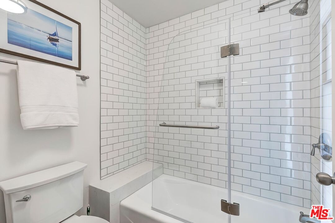 8515 Falmouth Ave Unit: 405