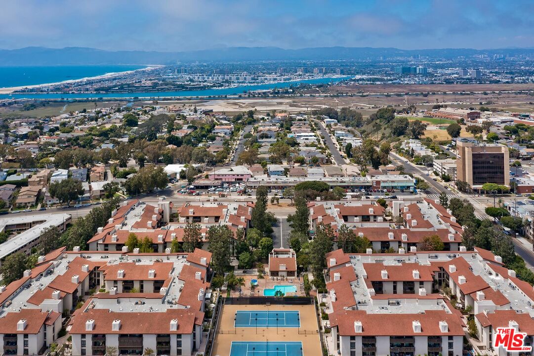 8515 Falmouth Ave Unit: 405