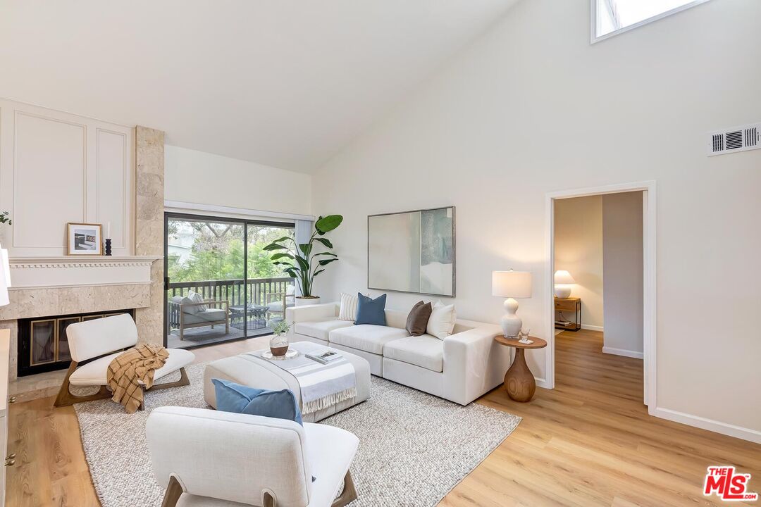 8515 Falmouth Ave Unit: 405