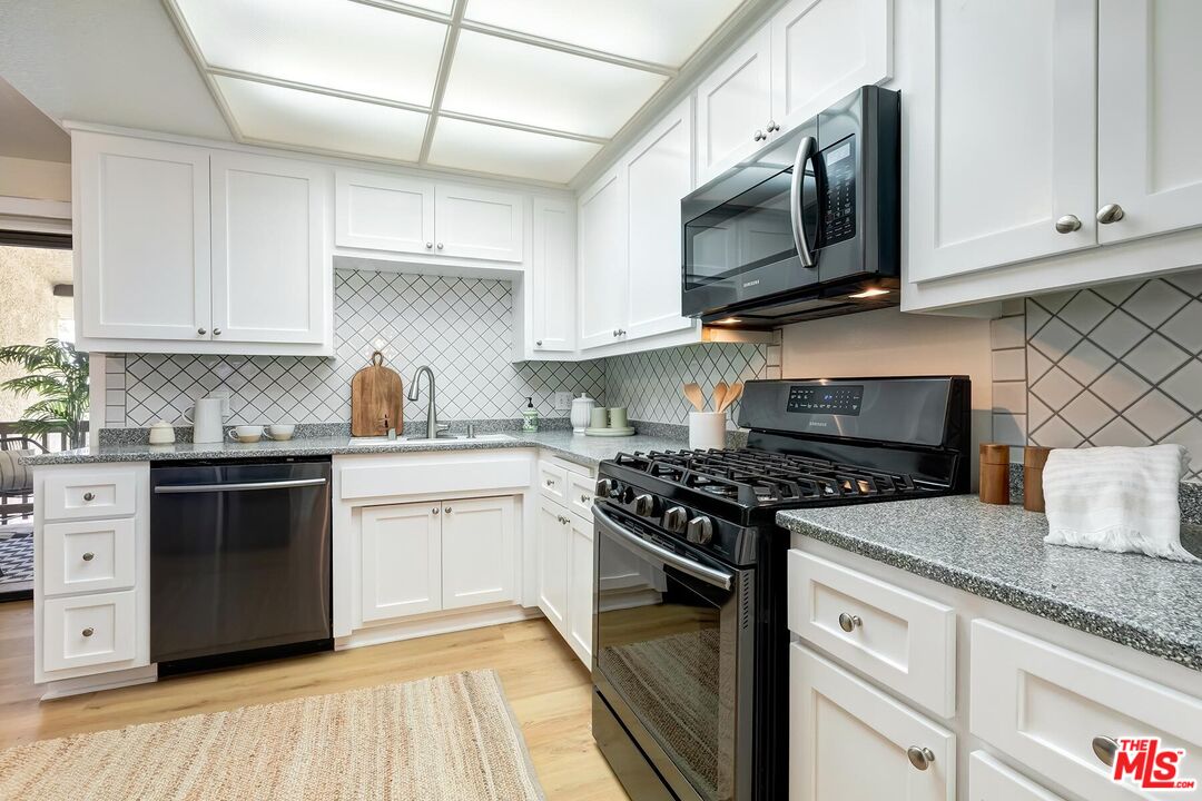 8515 Falmouth Ave Unit: 405