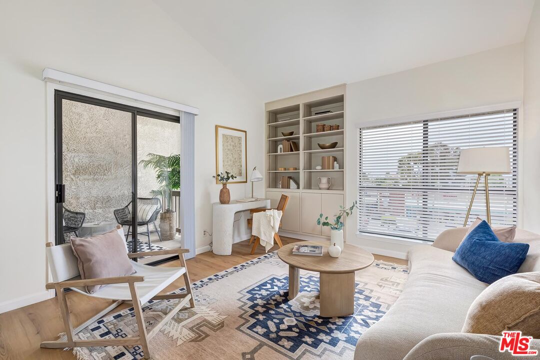 8515 Falmouth Ave Unit: 405