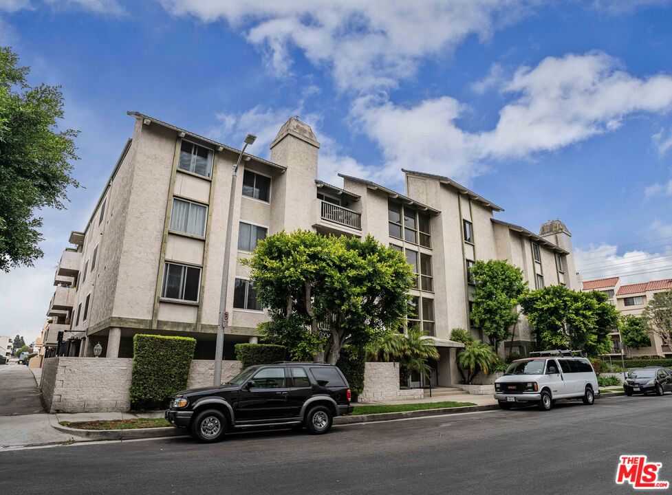 8740 Tuscany Ave Unit: 207