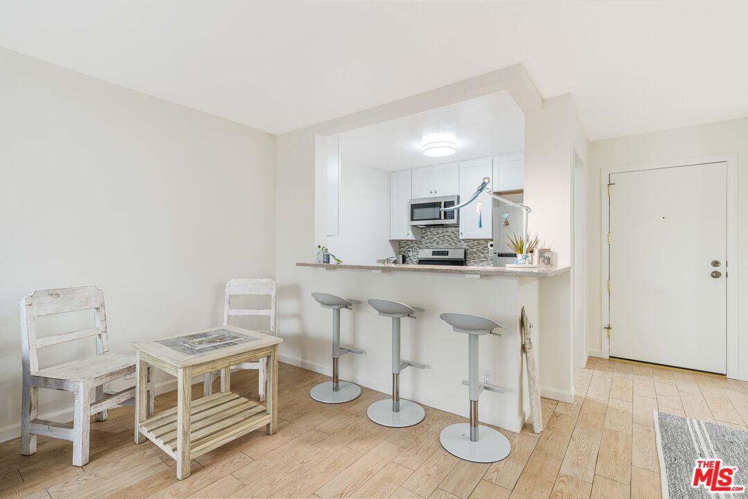 8740 Tuscany Ave Unit: 207