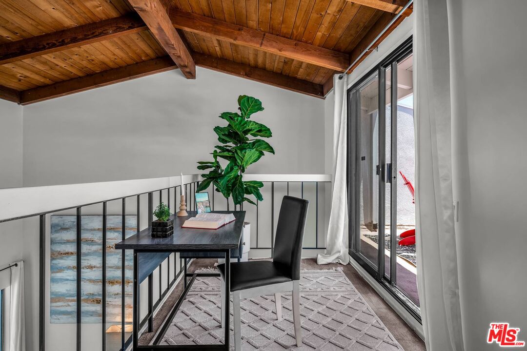 1220 Manning Ave Unit: 3